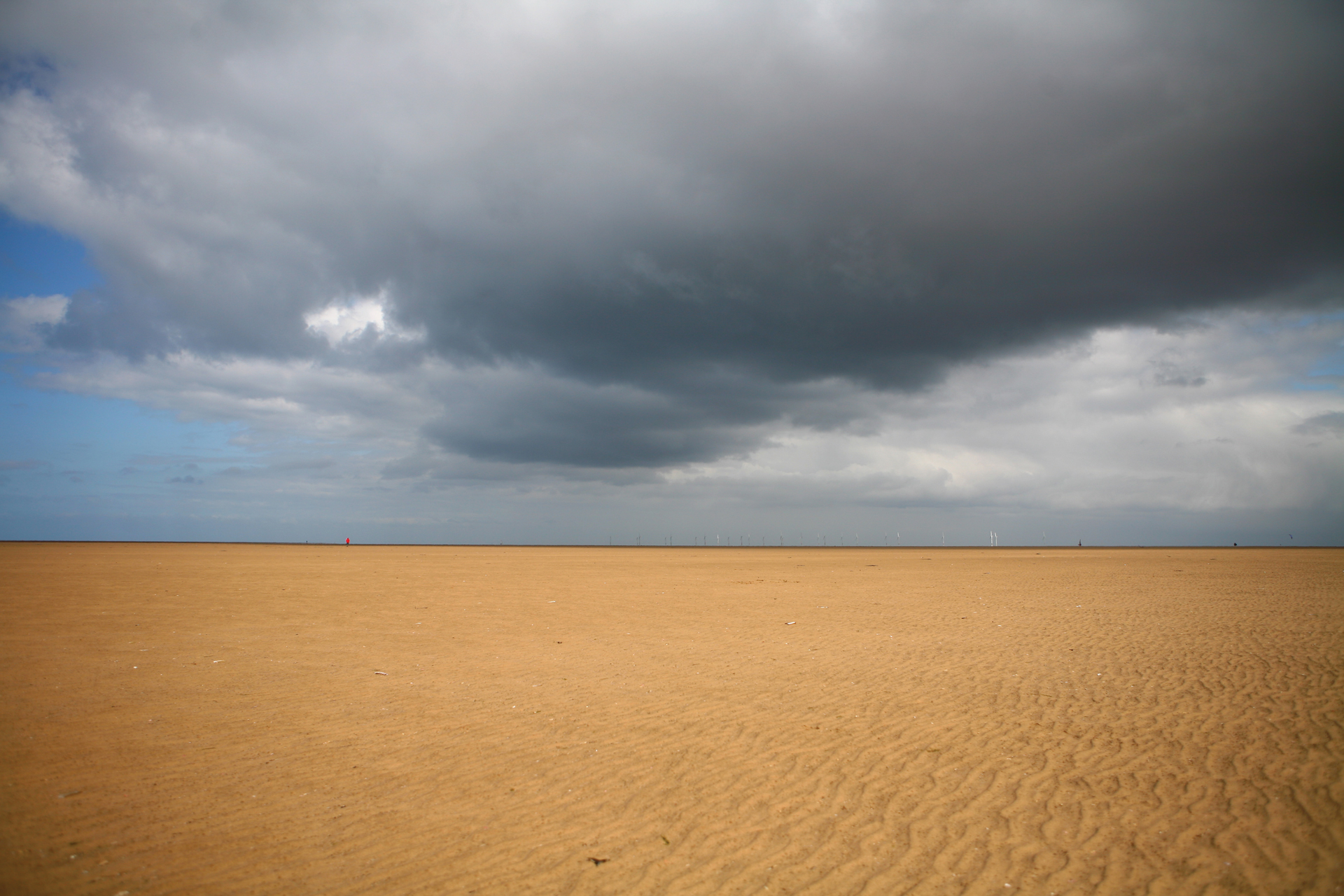 Between 1980 and 2000, the whole beach rose by 60cms as a consequence of sand accretion. At this rate, by 2050, Hoylake beach will have risen by over two metres from 1980 levels © HVL